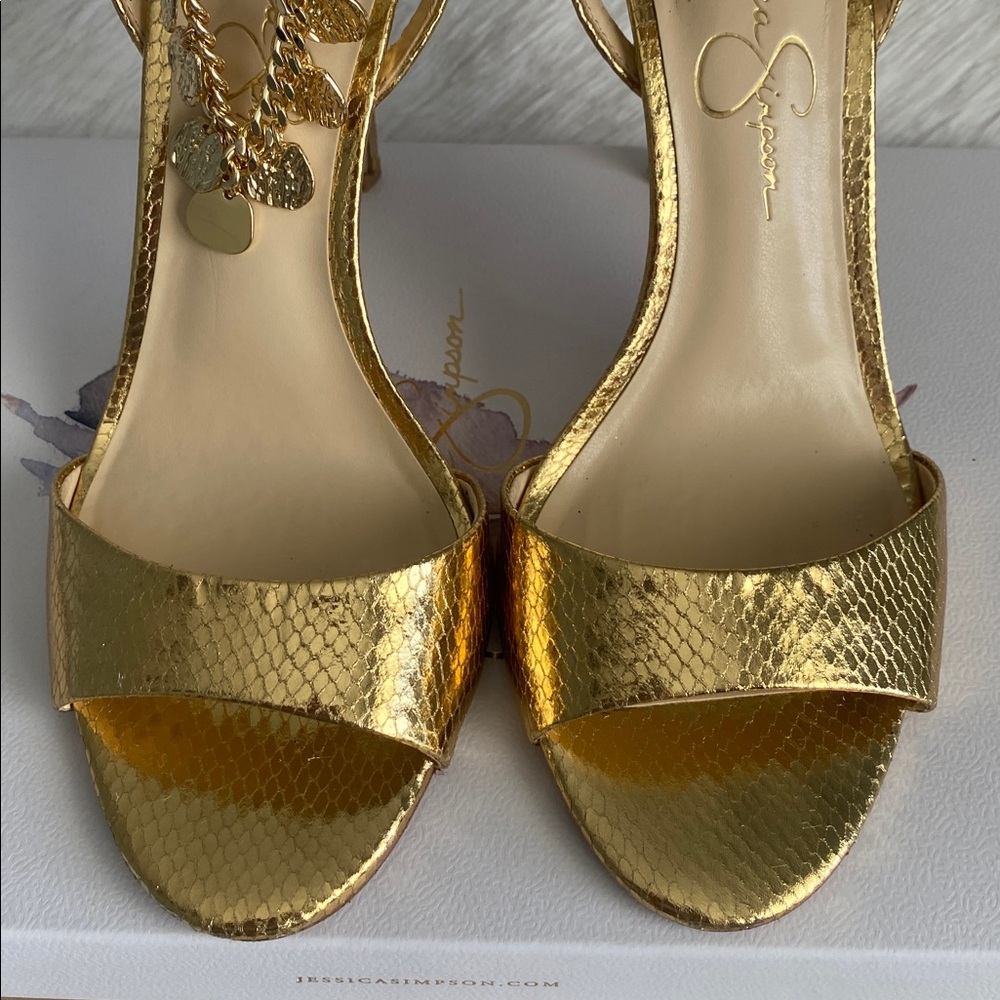 Jessica Simpson Jetser Elegant Gold Stiletto Heels - Picture 6 of 6